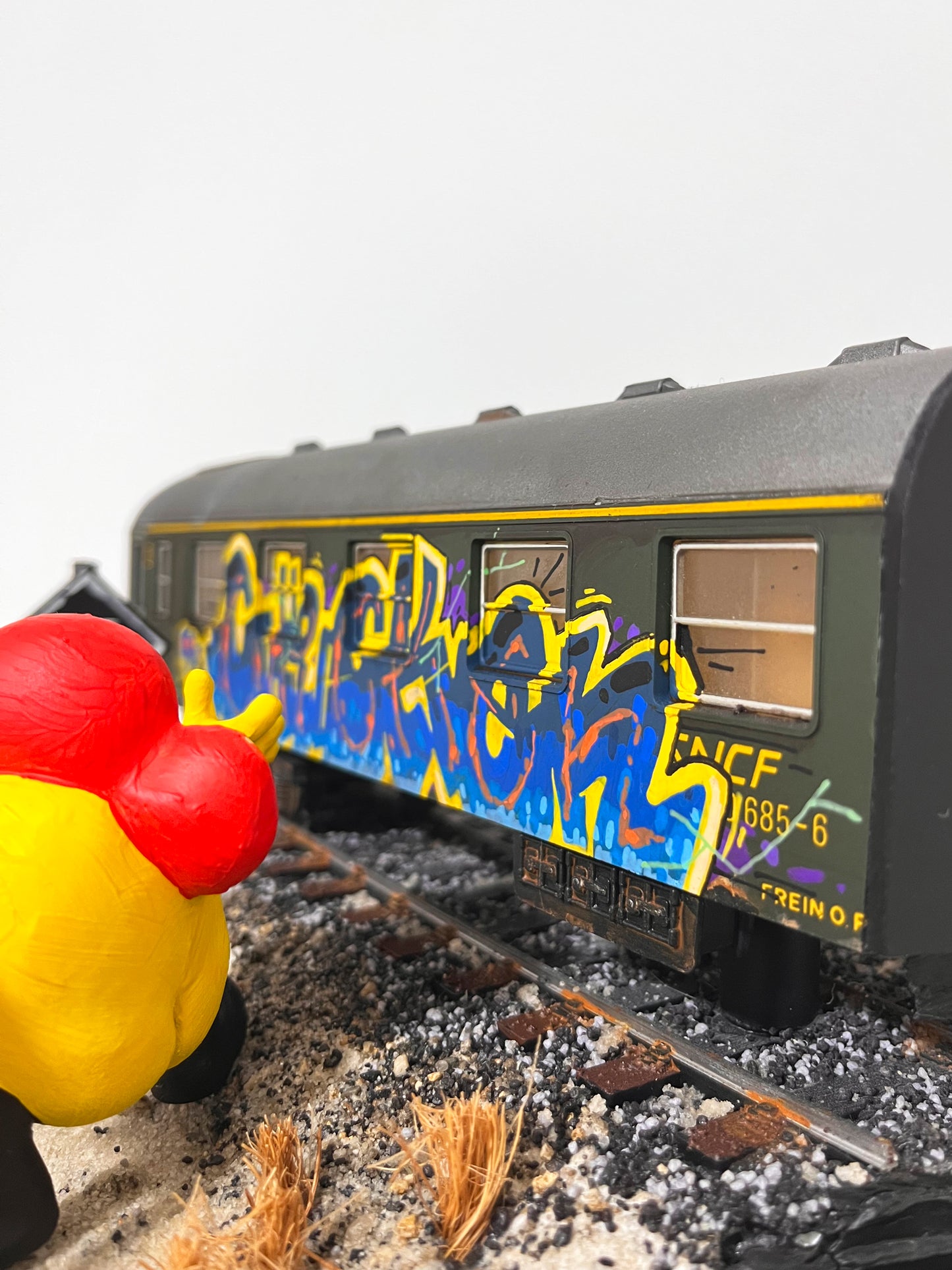 Art Toy Monsieur Poulet  X Uncool - Spotter